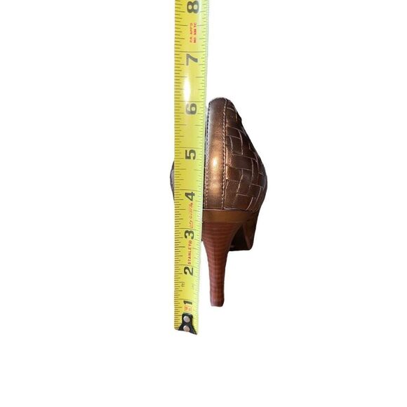 Cole Haan Gold Basket Woven Leather Peep Toe Pumps Womens Sz 10 GREAT CONDITION - Picture 7 of 10